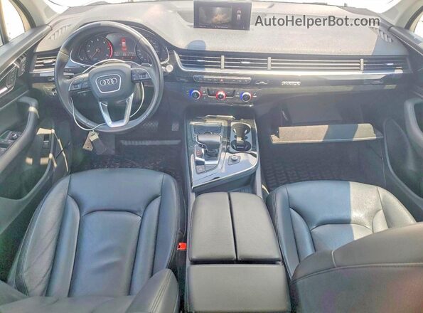 WA1LAAF74JD044995 2018 AUDI Q7 Silver Widok deski rozdzielczej