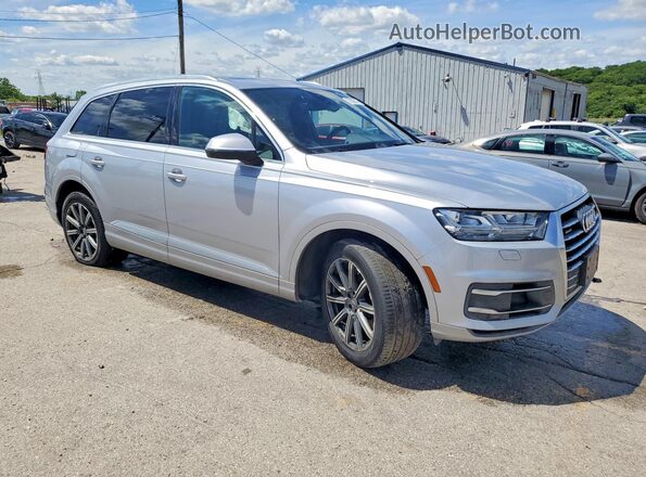 WA1LAAF74KD040155 2019 AUDI Q7 Серебряный Передняя правая четверть