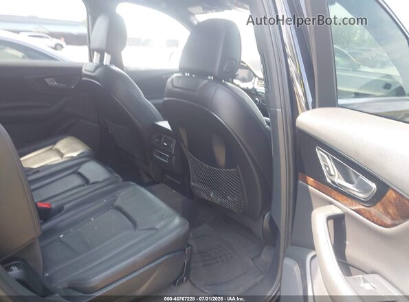 WA1LAAF75HD033174 2017 AUDI Q7 Black VIN կոդի պիտակի տեսք