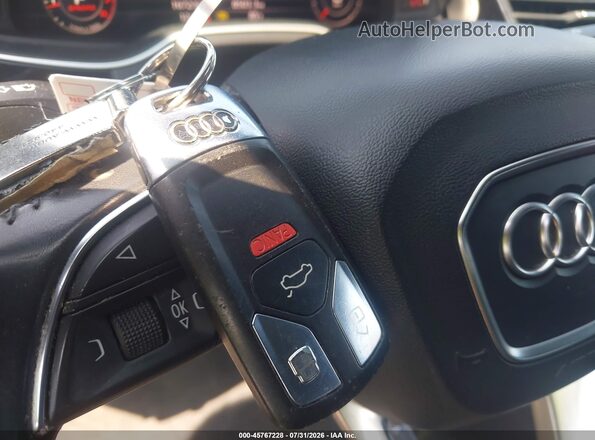 WA1LAAF75HD033174 2017 AUDI Q7 Black Առջևի վահանակի տեսք