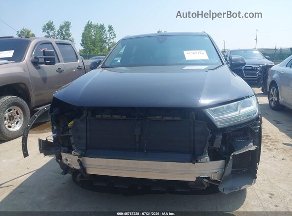 WA1LAAF75HD033174 2017 AUDI Q7 Black Սալոնի հետևի տեսք