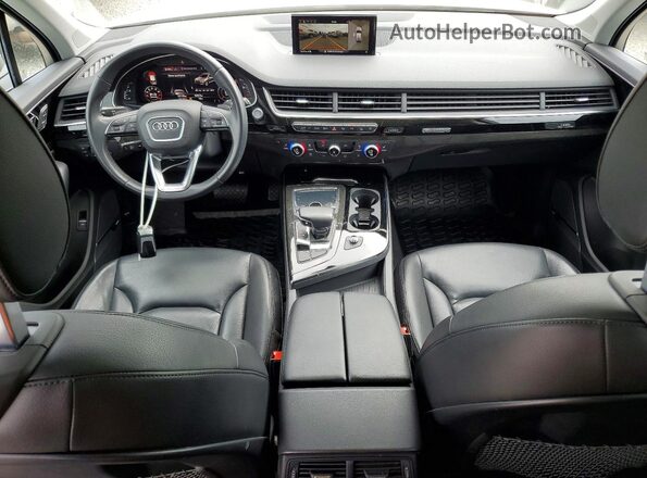 WA1LAAF75KD034610 2019 AUDI Q7 White Вид панелі приладів