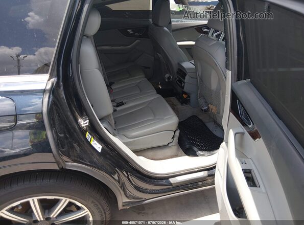 WA1LAAF76HD017033 2017 AUDI Q7 Black Widok naklejki z numerem VIN