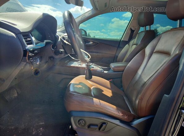 WA1LAAF76HD039212 2017 AUDI Q7 Blue წინა სალონის ხედი