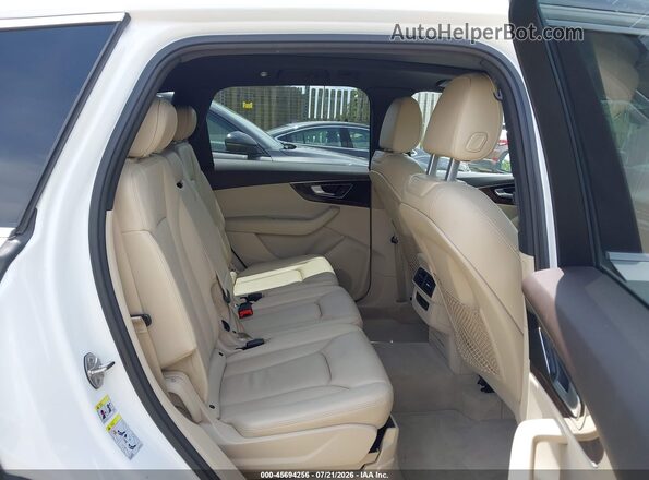 WA1LAAF76HD050372 2017 AUDI Q7 White VIN կոդի պիտակի տեսք