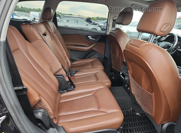 WA1LAAF76KD011322 2019 AUDI Q7 Black უკანა სალონის ხედი