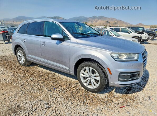 WA1LAAF77HD012861 2017 AUDI Q7 Silver Front right