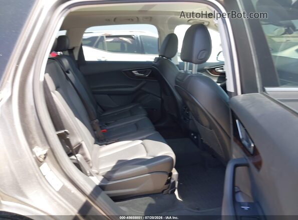 WA1LAAF77JD034865 2018 AUDI Q7 Gray Вид наклейки з VIN-кодом