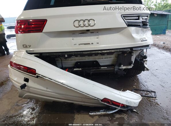 WA1LAAF77JD037877 2018 AUDI Q7 White Front view