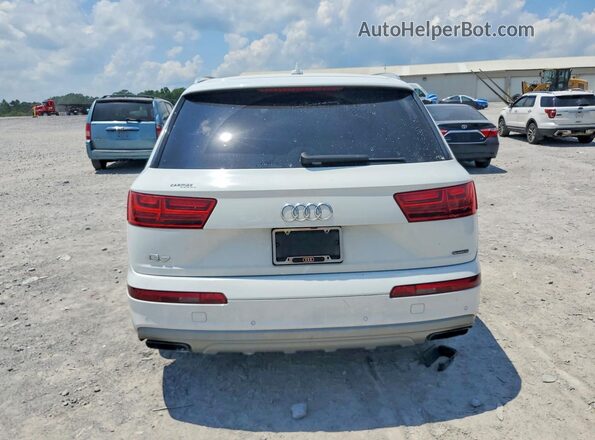 WA1LAAF77KD040036 2019 AUDI Q7 White Widok z tyłu