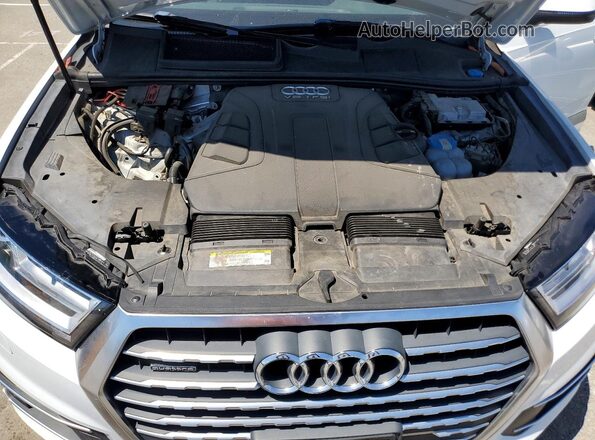 WA1LAAF78HD003392 2017 AUDI Q7 White ძრავის განყოფილების ხედი
