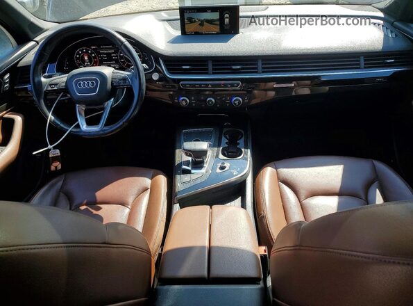 WA1LAAF78JD009599 2018 AUDI Q7 Black Dashboard view