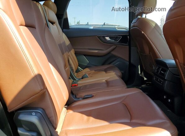 WA1LAAF78JD009599 2018 AUDI Q7 Black Rear interior view