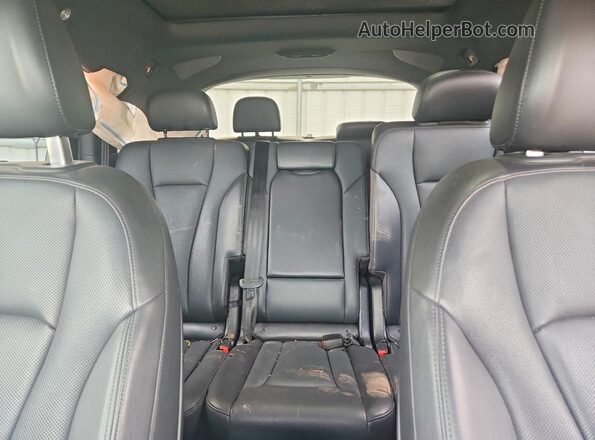 WA1LAAF78KD041695 2019 AUDI Q7 Gray Vista de los asientos traseros