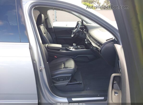 WA1LAAF79HD001439 2017 AUDI Q7 Silver Սալոնի դիմացի տեսք