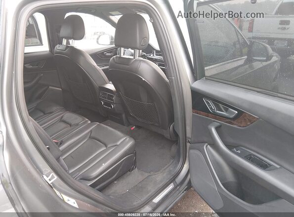 WA1LAAF79HD043951 2017 AUDI Q7 Серый Вид наклейки с VIN-кодом