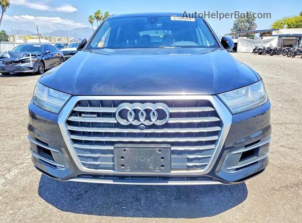 WA1LAAF79JD020952 2018 AUDI Q7 Black Widok z przodu