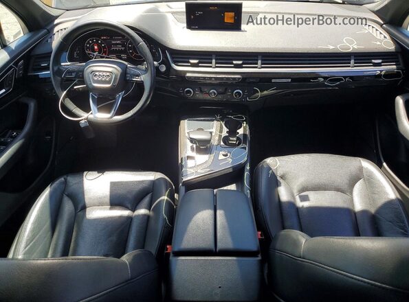 WA1LAAF79JD020952 2018 AUDI Q7 Black Widok deski rozdzielczej