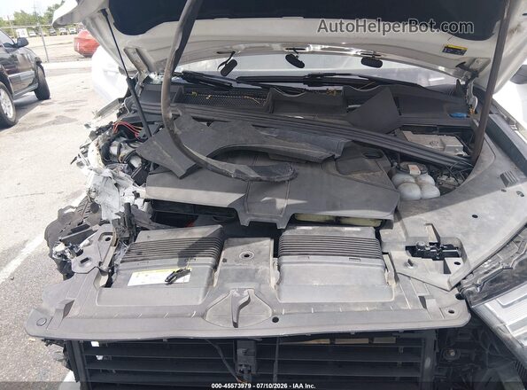 WA1LAAF79JD043440 2018 AUDI Q7 White Rear view