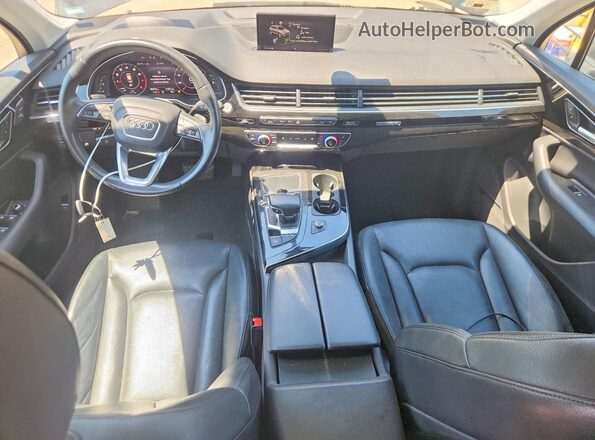 WA1LAAF79KD007765 2019 AUDI Q7 Black Dashboard view