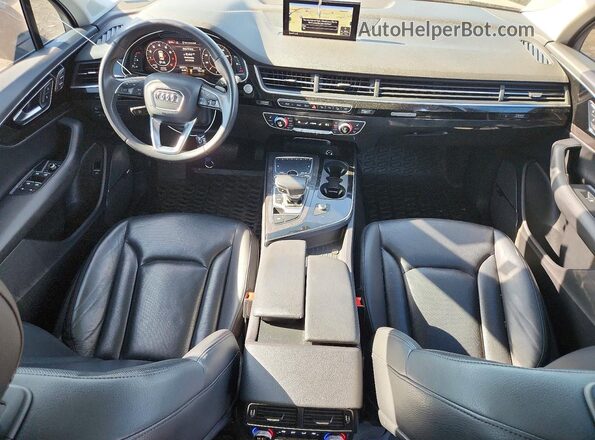 WA1LAAF79KD015543 2019 AUDI Q7 Black Widok deski rozdzielczej