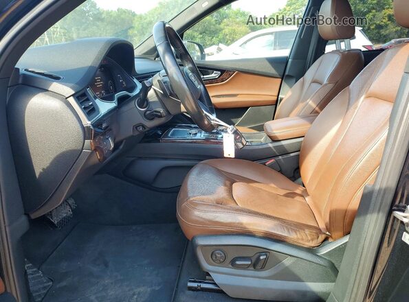 WA1LAAF7XHD009999 2017 AUDI Q7 Черный Вид салона спереди