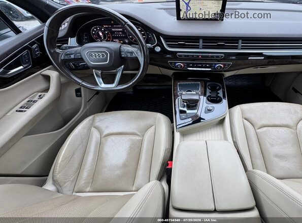 WA1LAAF7XHD031470 2017 AUDI Q7 Black Vista del compartimento del motor