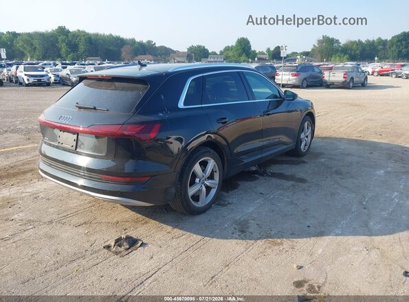 WA1LAAGE4KB009822 2019 AUDI E-TRON Black Tył prawy