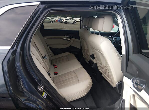 WA1LAAGE9KB010321 2019 AUDI E-TRON Gray VIN կոդի պիտակի տեսք