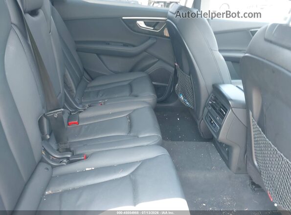 WA1LCBF73RD003219 2024 AUDI Q7 White Widok naklejki z numerem VIN