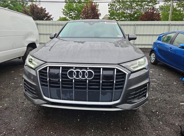 WA1LCBF76PD009531 2023 AUDI Q7 Gray Vista frontal
