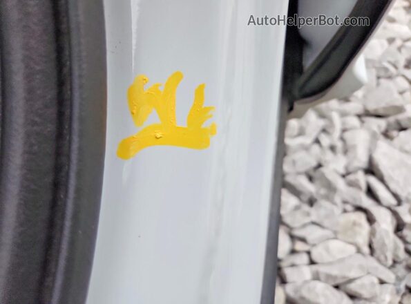 WA1LCBF7XPD006163 2023 AUDI Q7 White Vista de la etiqueta del VIN