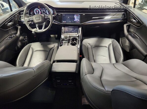 WA1LCBF7XPD029698 2023 AUDI Q7 White Առջևի վահանակի տեսք