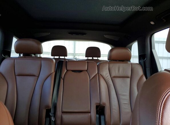 WA1LHAF70JD000343 2018 AUDI Q7 Black Rear seats view