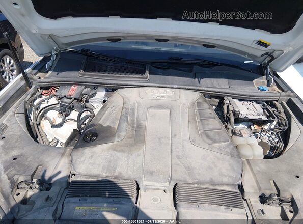 WA1LHAF70JD001430 2018 AUDI Q7 White Вид ззаду