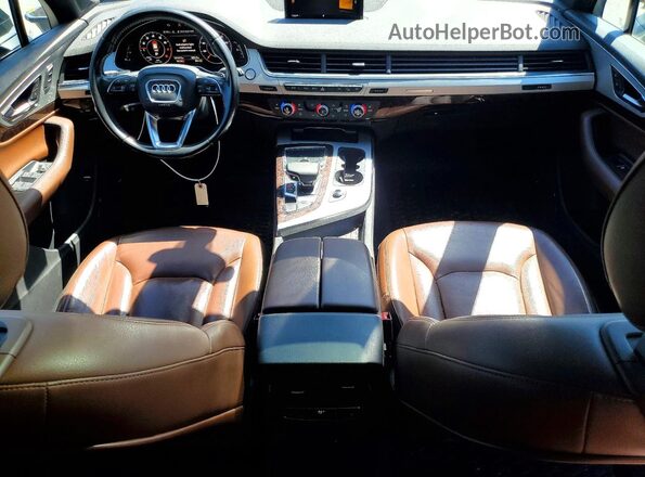 WA1LHAF70KD017760 2019 AUDI Q7 Black Widok deski rozdzielczej