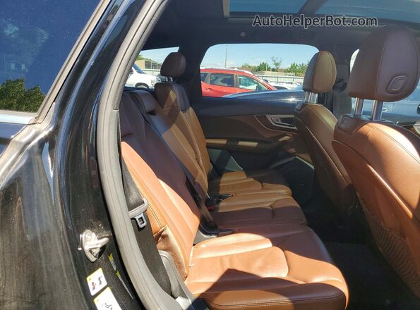 WA1LHAF70KD017760 2019 AUDI Q7 Black Widok wnętrza z tyłu