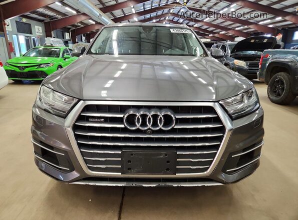 WA1LHAF70KD019833 2019 AUDI Q7 Gray Widok z przodu