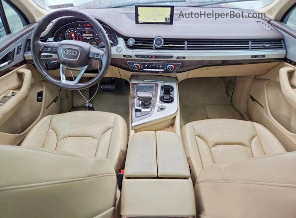 WA1LHAF71KD040156 2019 AUDI Q7 White Вид панелі приладів