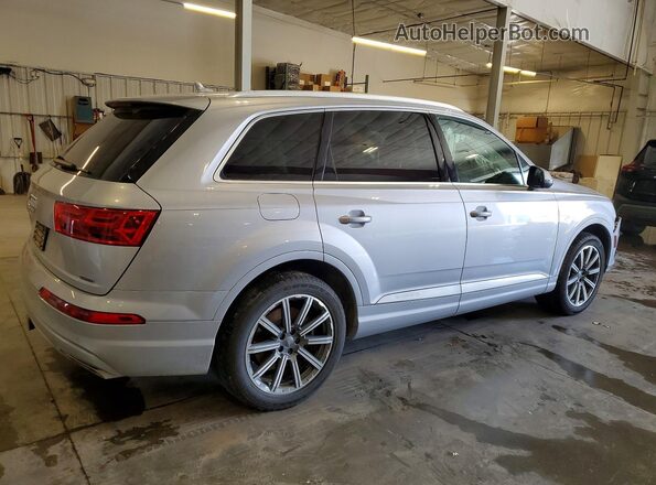 WA1LHAF71KD041730 2019 AUDI Q7 Silver Tył prawy