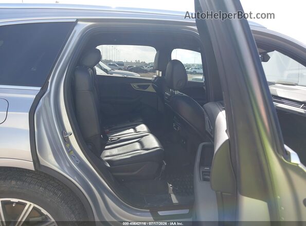WA1LHAF72JD030413 2018 AUDI Q7 Silver VIN կոդի պիտակի տեսք