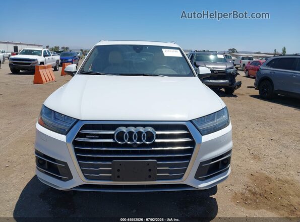 WA1LHAF73JD021770 2018 AUDI Q7 White Սարքավորումների վահանակի տեսք