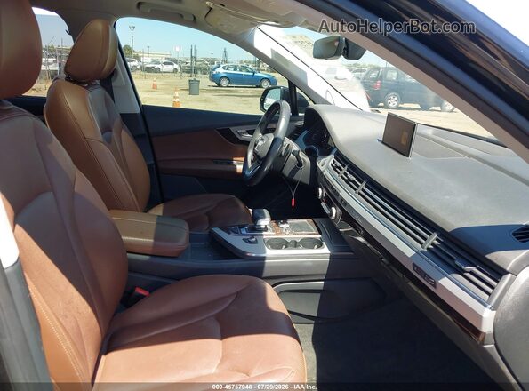 WA1LHAF73KD031703 2019 AUDI Q7 Black Widok wnętrza z przodu