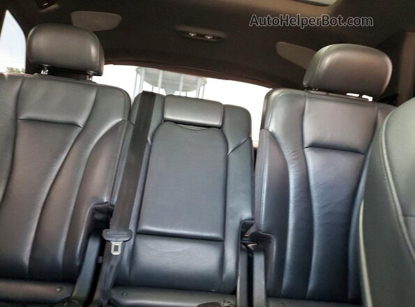 WA1LHAF74KD017731 2019 AUDI Q7 Black Rear seats view