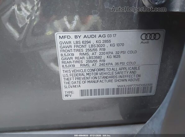WA1LHAF77HD052305 2017 AUDI Q7 Gray ძრავის განყოფილების ხედი