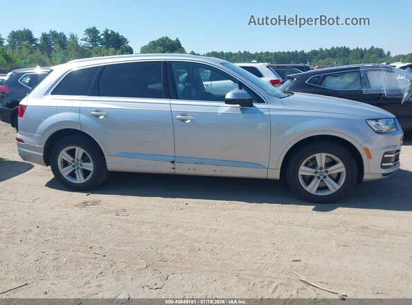WA1LHAF77KD018565 2019 AUDI Q7 Silver Vista interior trasera