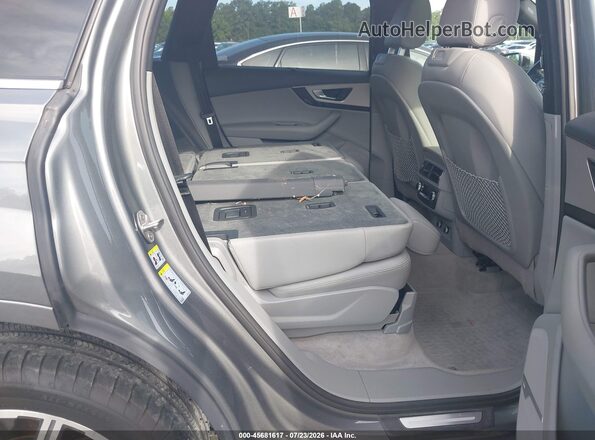 WA1LHAF79JD030344 2018 AUDI Q7 Gray Вид наклейки з VIN-кодом