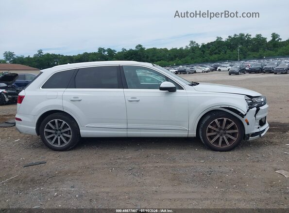 WA1LHAF7XKD043038 2019 AUDI Q7 White უკანა სალონის ხედი