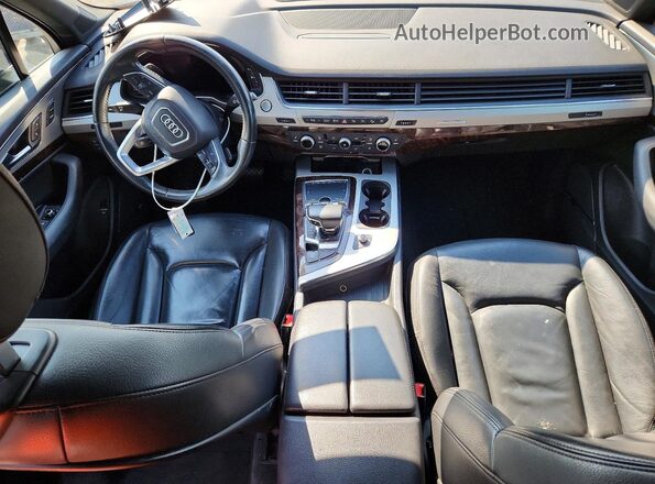 WA1LHBF74KD021462 2019 AUDI Q7 Black Вид панелі приладів