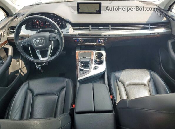 WA1LHBF79KD014698 2019 AUDI Q7 Silver Widok deski rozdzielczej